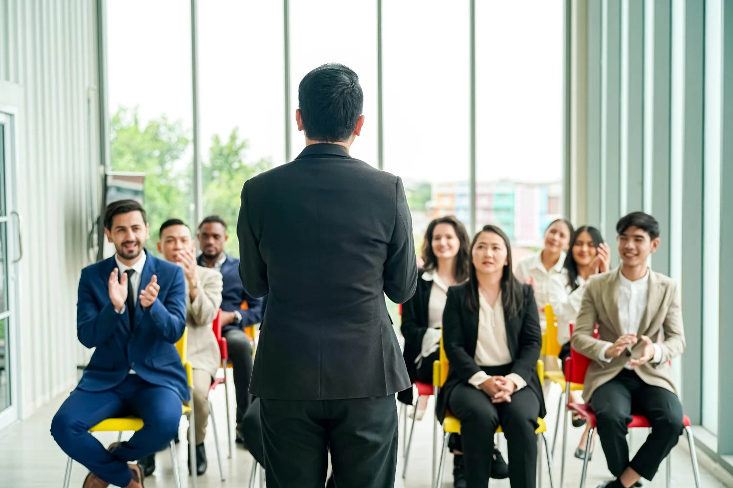 Top reasons to choose a private business school for an MBA in Paris