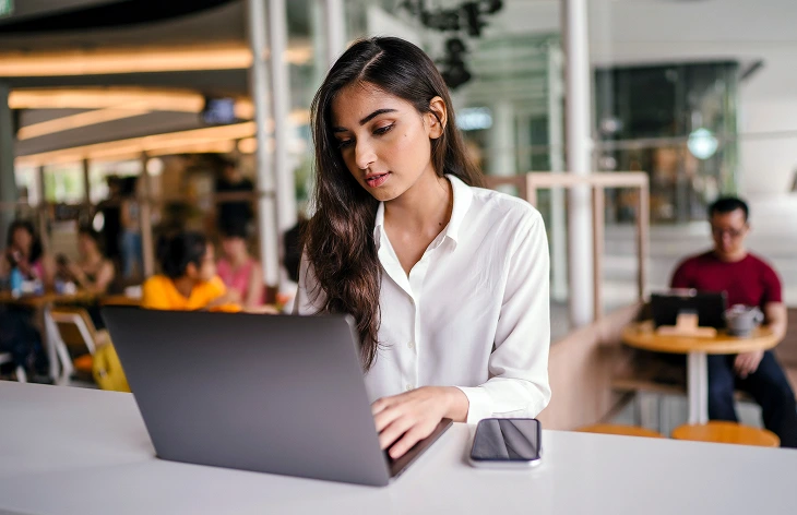 student-with-laptop