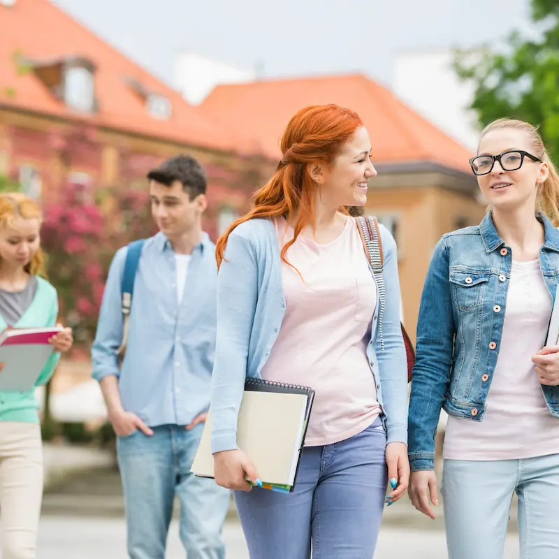 How Polish students can apply for an MBA in Paris: Step-by-step guide
